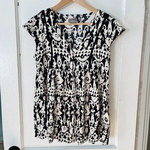 Anthropologie Vanessa Virginia tunic top size S